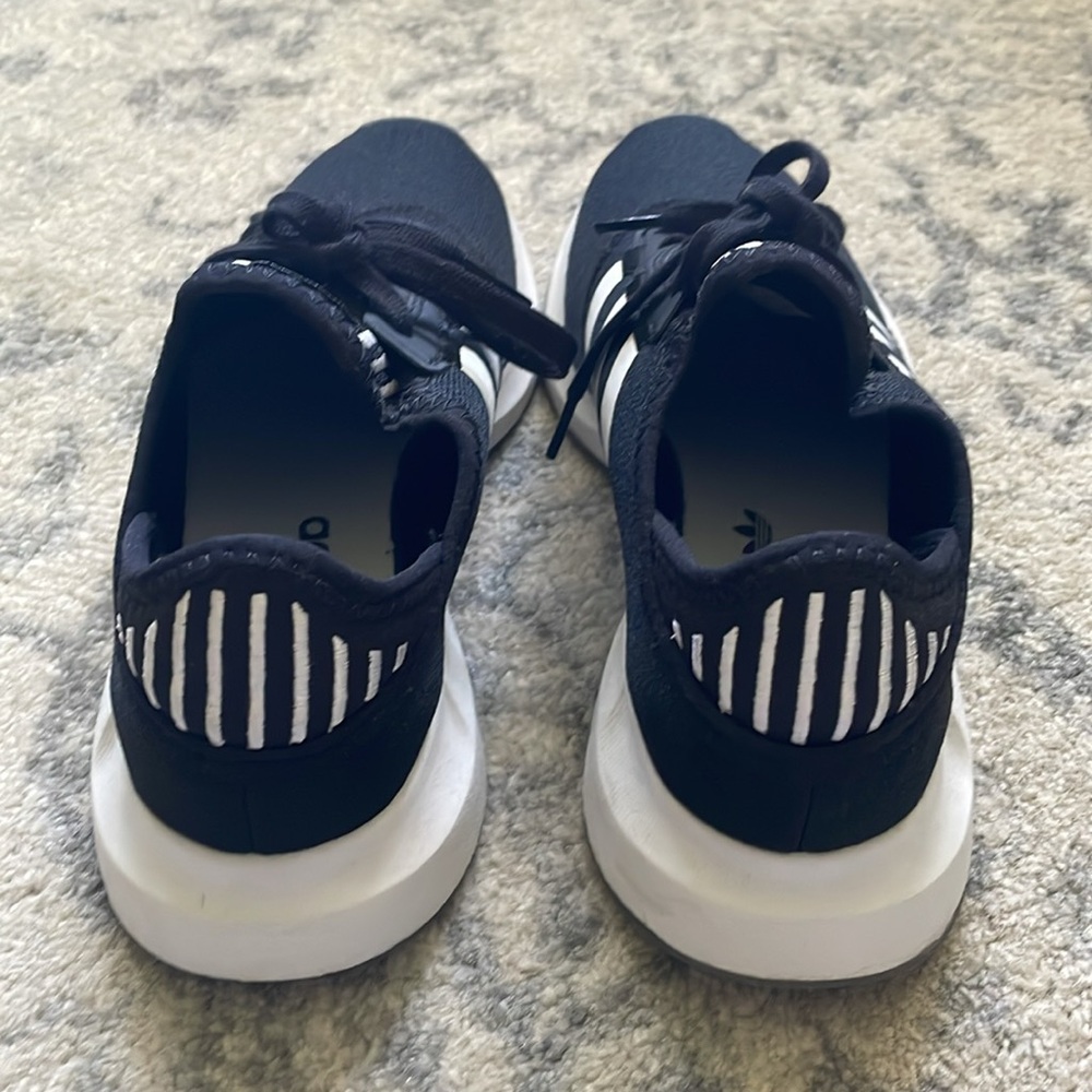Women’s Adidas Swift Run X Sneakers - Picture 5 of 9
